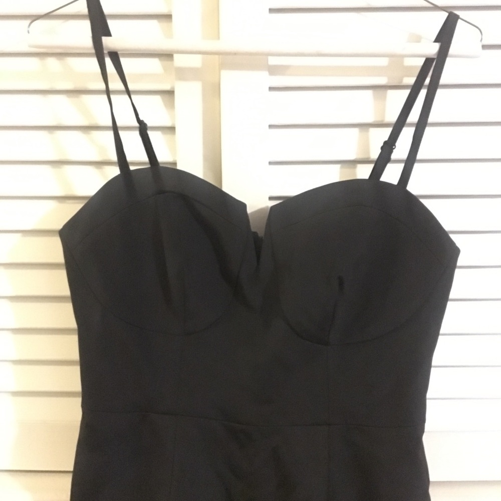 LBD - Picture 4 of 4